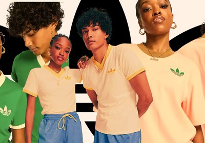 Jeunes modèles en tenue de sport Adidas Originals vintage, resté dans l’esprit 90’s, coloré et assez large